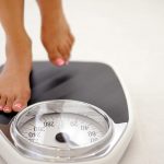 ثبات الوزن أثناء الرجيم وأسبابه وحلوله